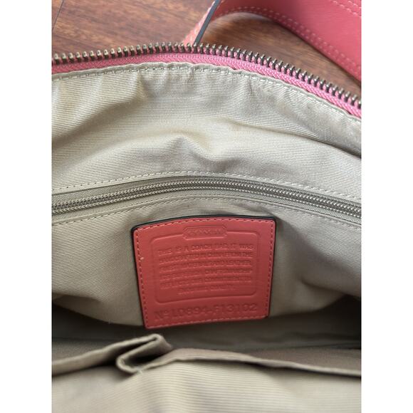 RARE Y2K COACH Legacy Signature Beige Coral/Pink Leather Shoulder Bag w/Turnlock - Picture 16 of 16
